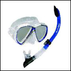 Snorkeludstyr; masker og snorkler.